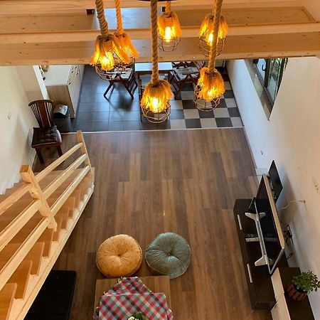 Guest House Tivko Katce 고스티바르 외부 사진